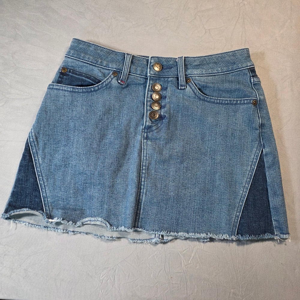 Idyllwind Miranda Lambert Denim Mini Skirt XS Medium Wash Button Fly Raw Hem